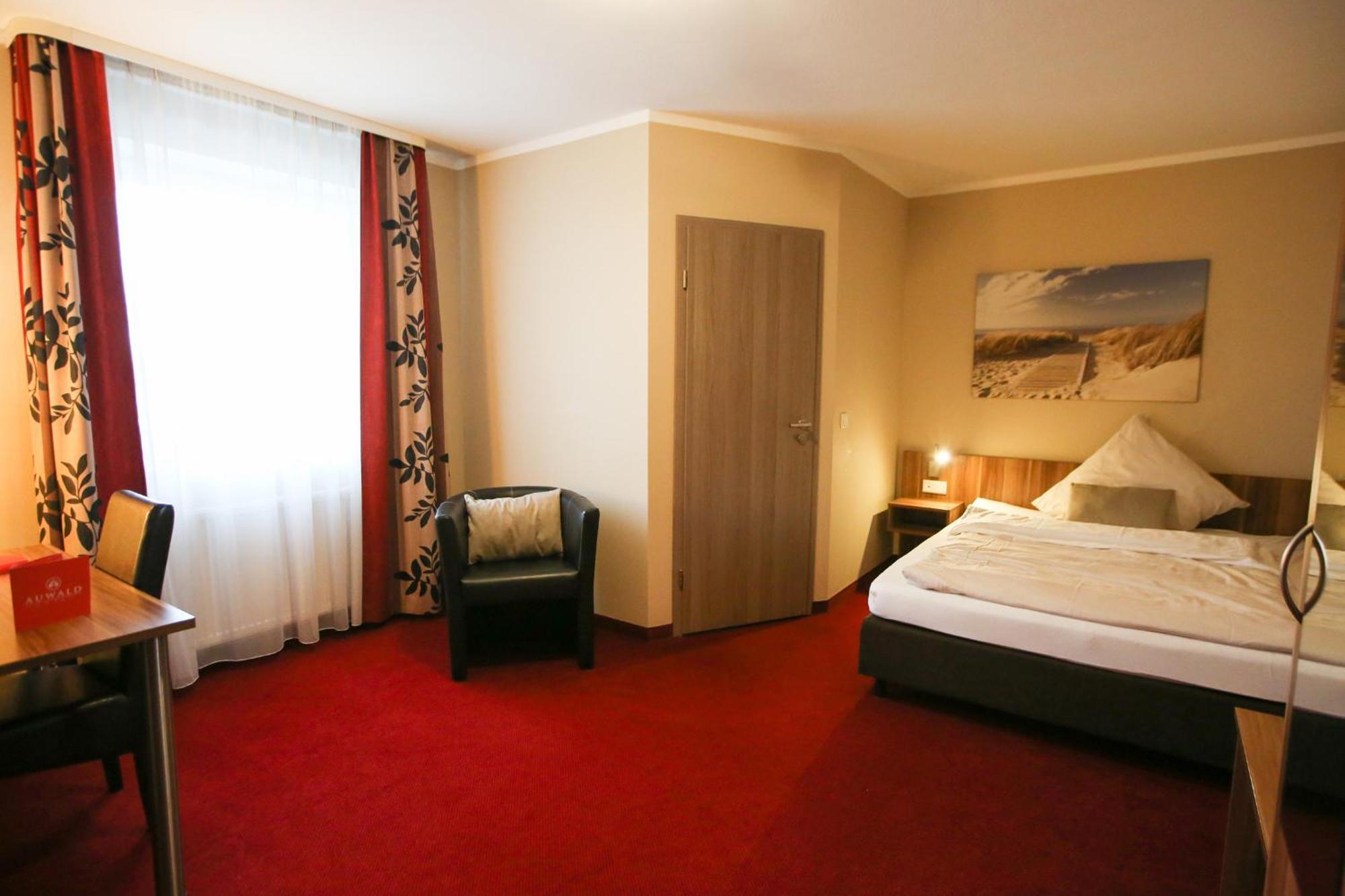Auwald Hotel インゴルシュタット エクステリア 写真