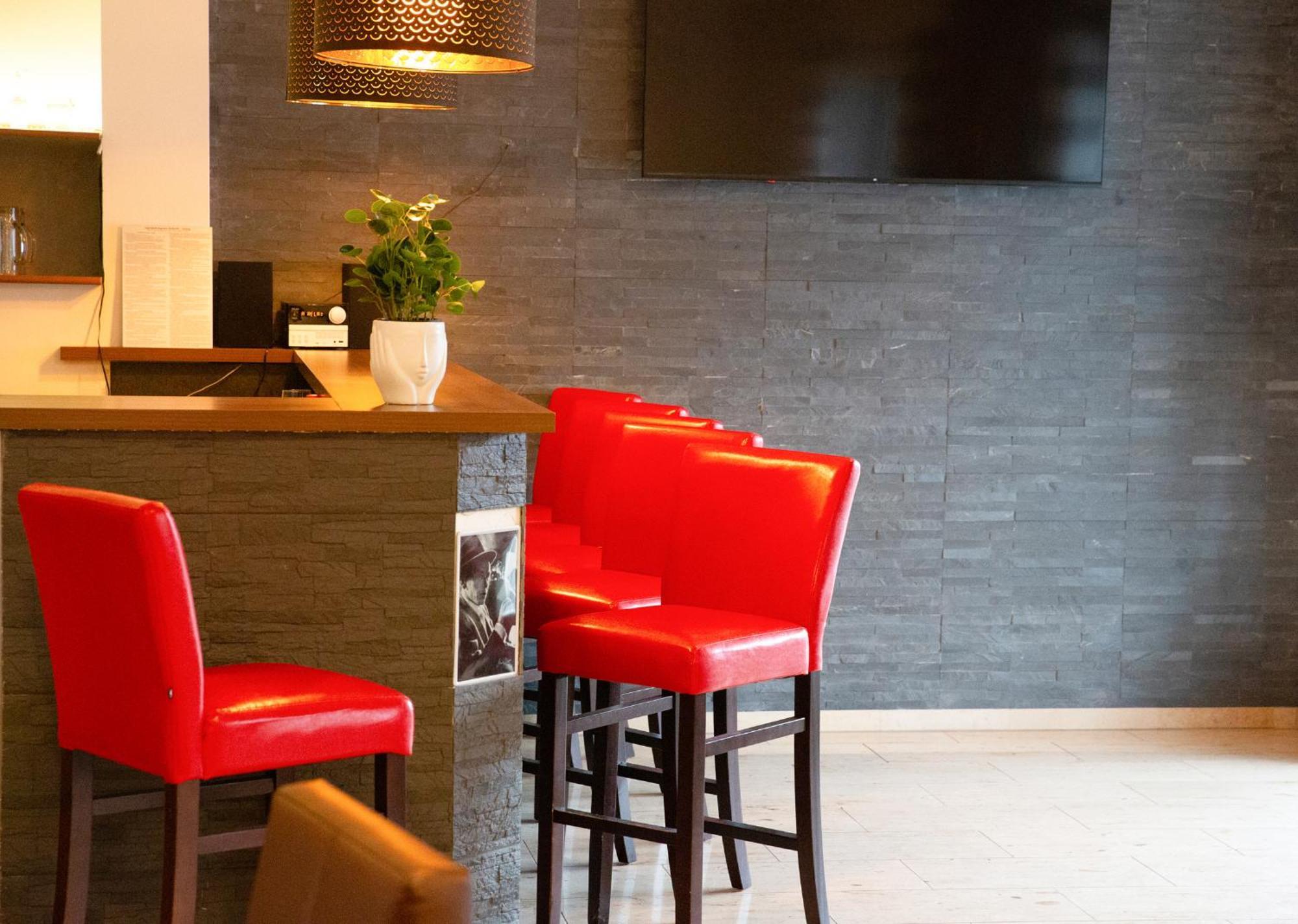 Auwald Hotel インゴルシュタット エクステリア 写真